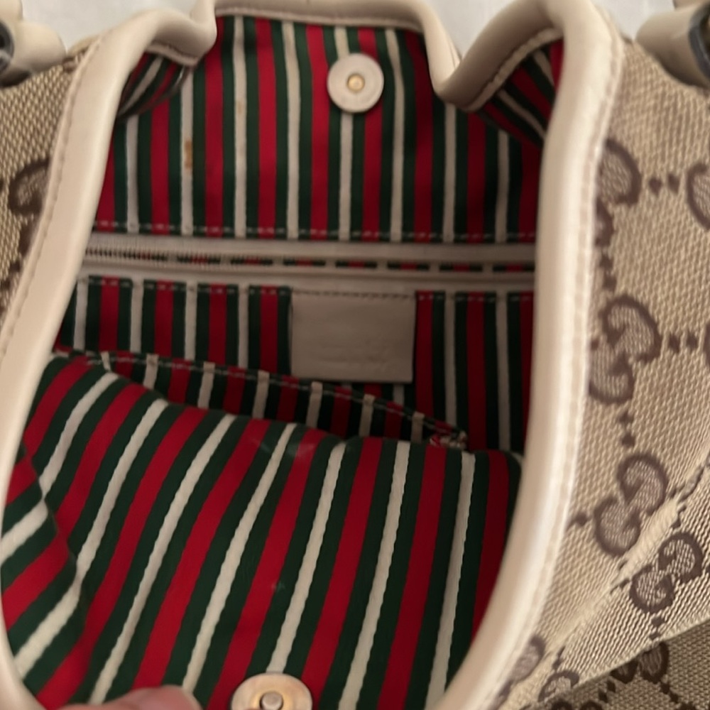 Gucci Beige and Brown Monogram Shoulder Bag - Picture 8 of 11